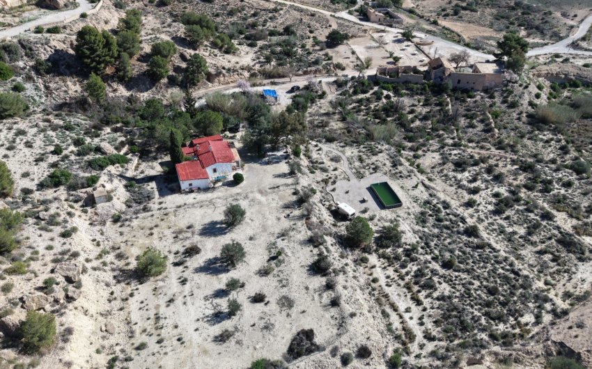 Revente - Country House -
Fortuna - Inland