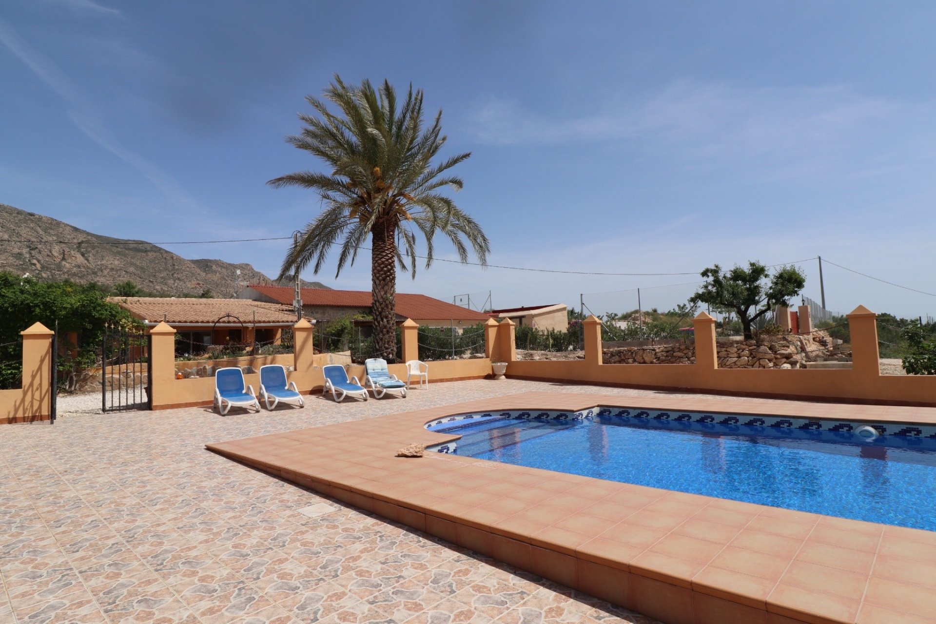Revente - Country House -
Hondón de las Nieves - LA CANALOSA