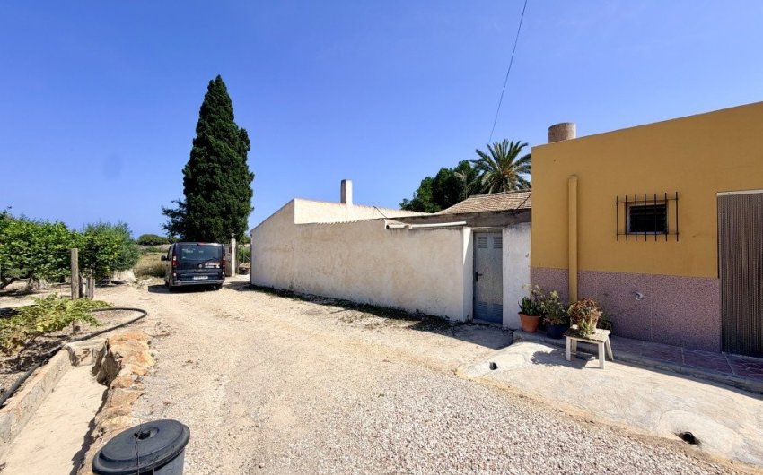 Revente - Country House -
La Marina - Costa Blanca