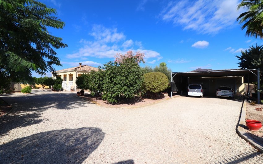 Revente - Country House -
Orihuela - La Campaneta