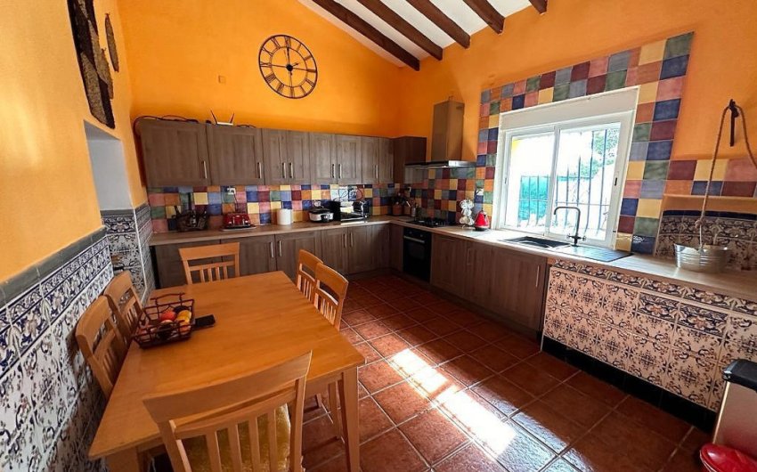 Revente - Country House -
Pinoso