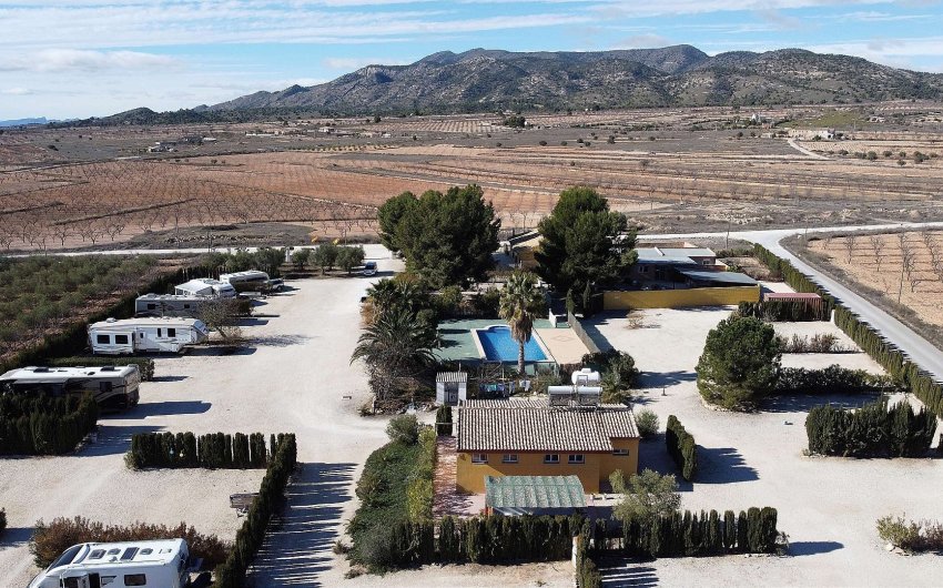 Revente - Country House -
Pinoso