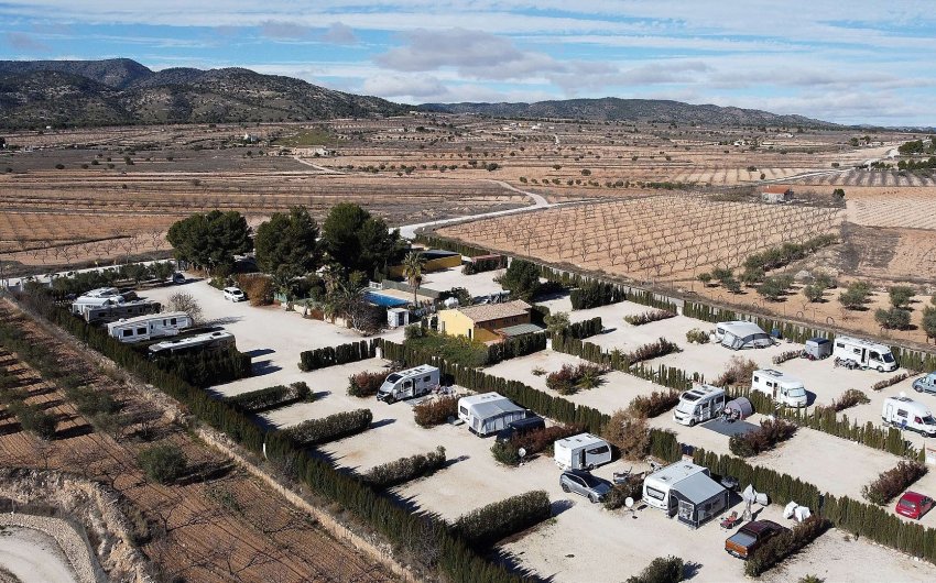 Revente - Country House -
Pinoso