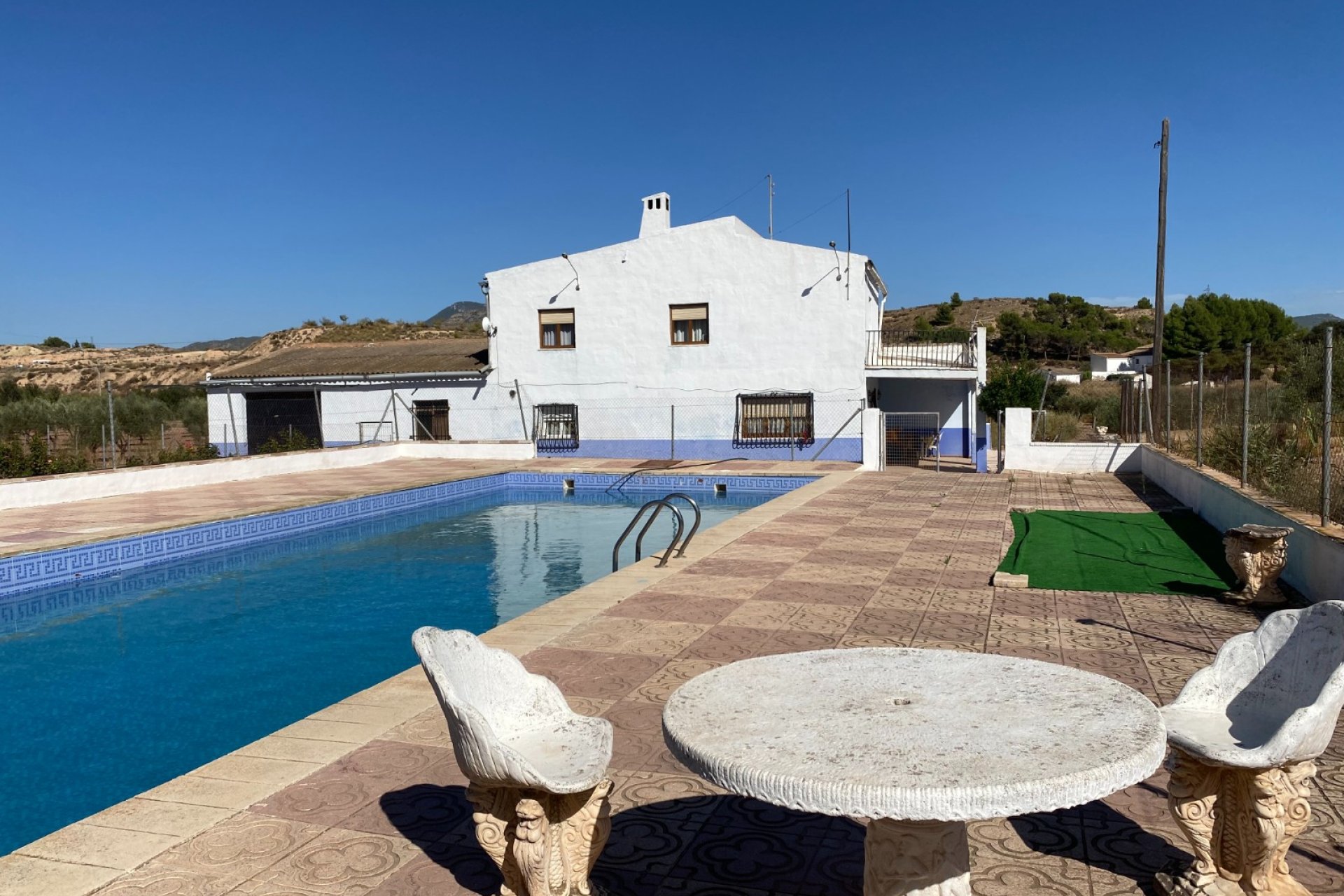 Revente - Country House -
Sax