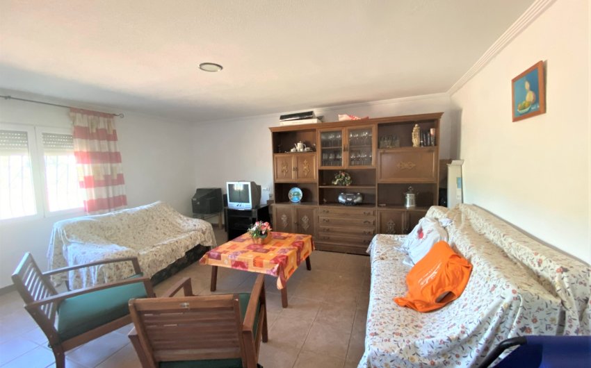 Revente - Country House -
Sax