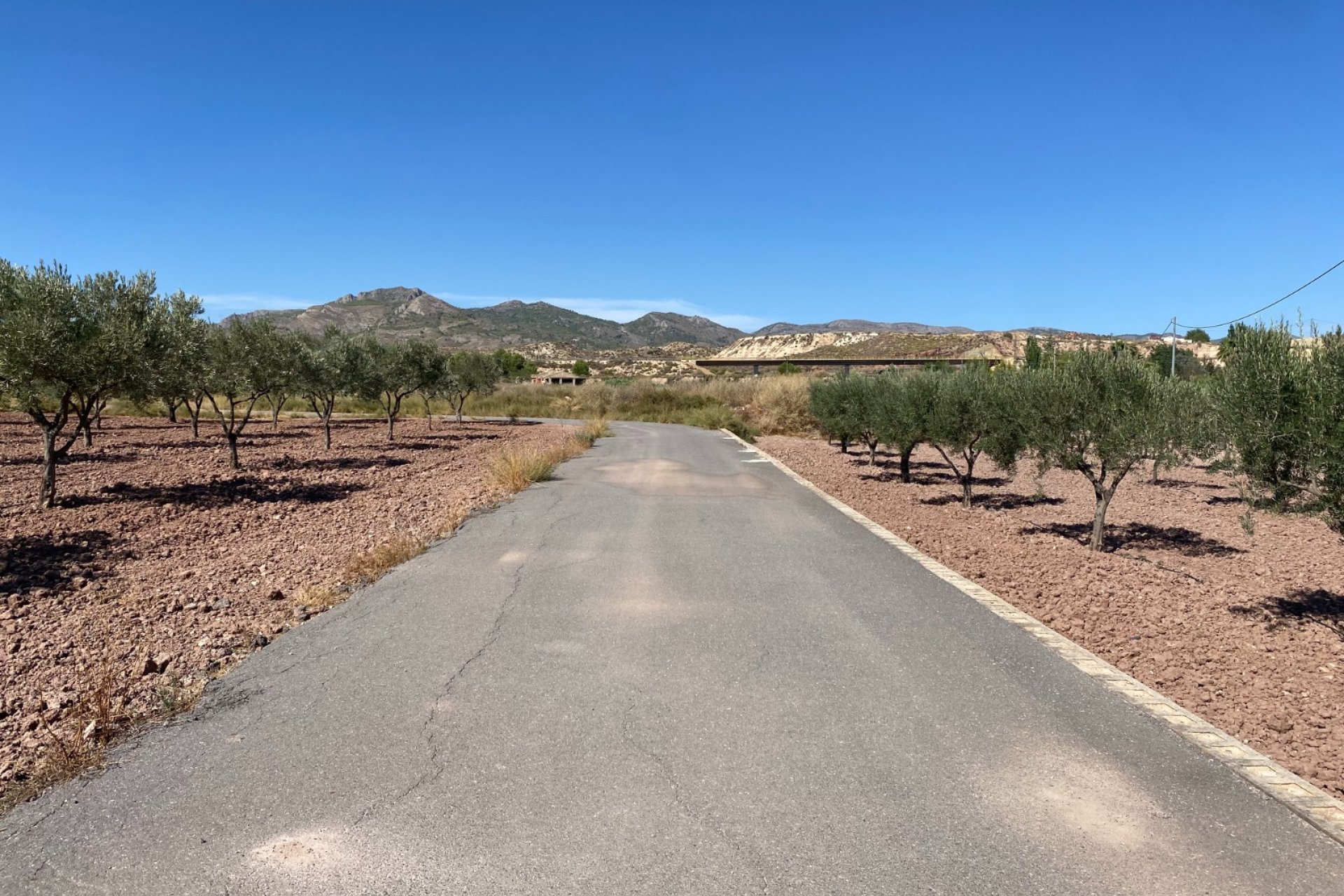 Revente - Country House -
Sax