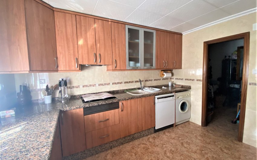 Revente - Country House -
Sax