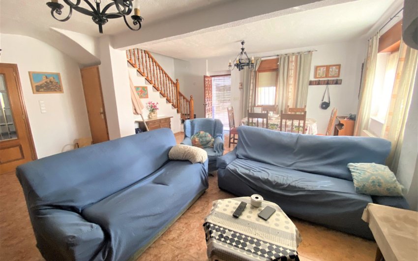 Revente - Country House -
Sax