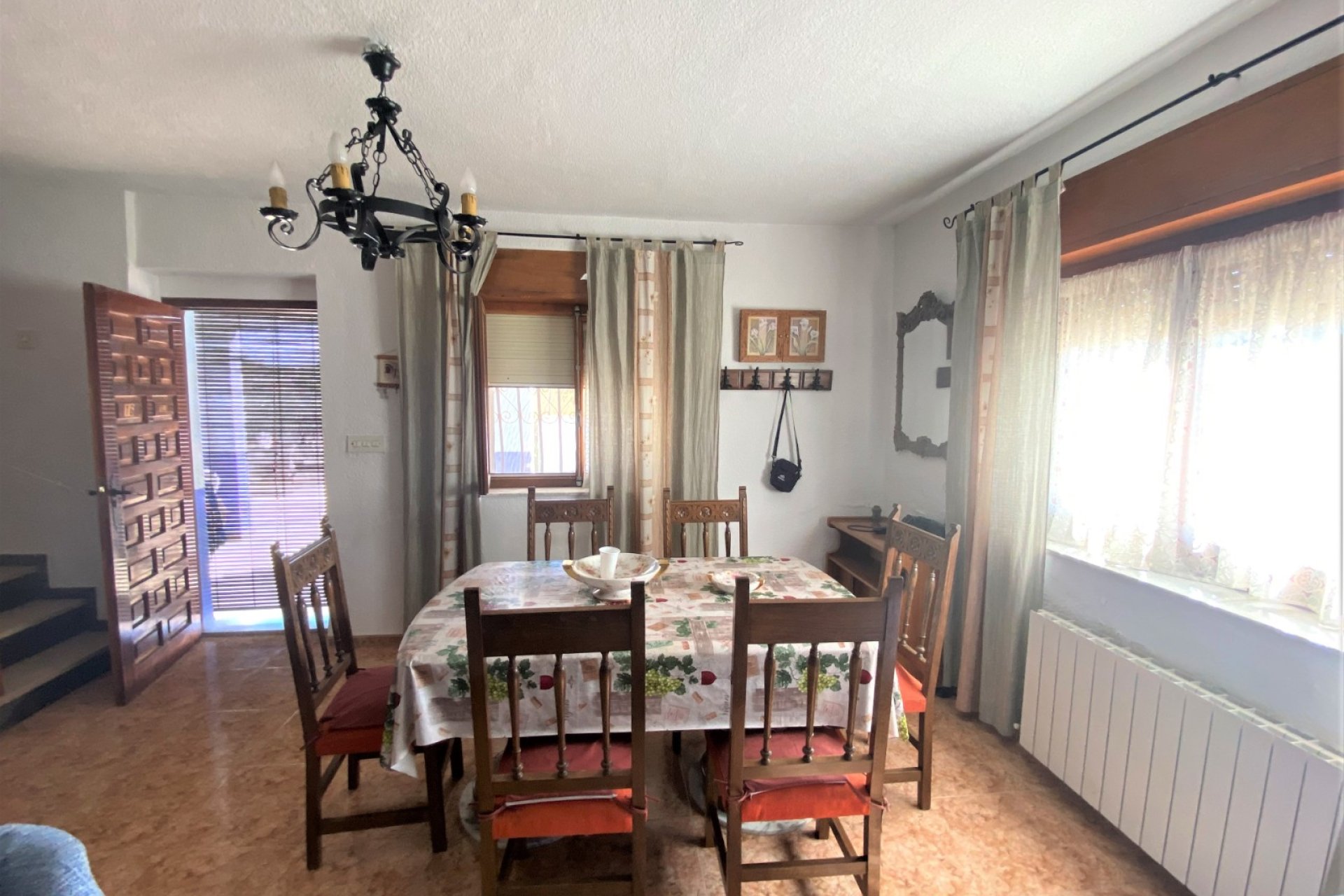 Revente - Country House -
Sax