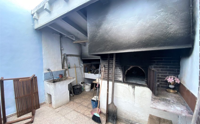 Revente - Country House -
Sax