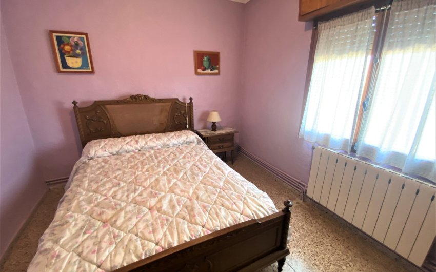 Revente - Country House -
Sax