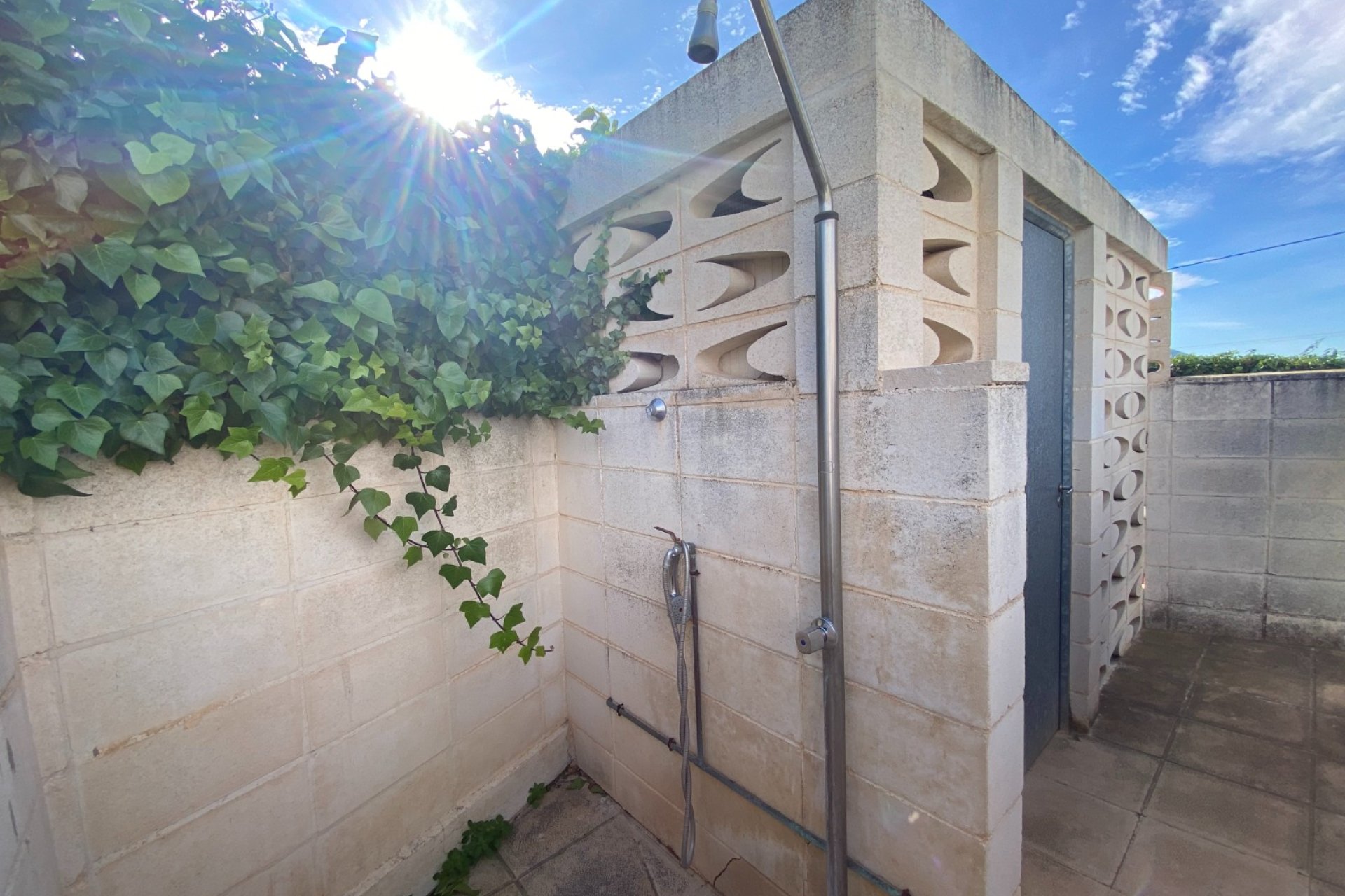 Revente - Country House -
Sax