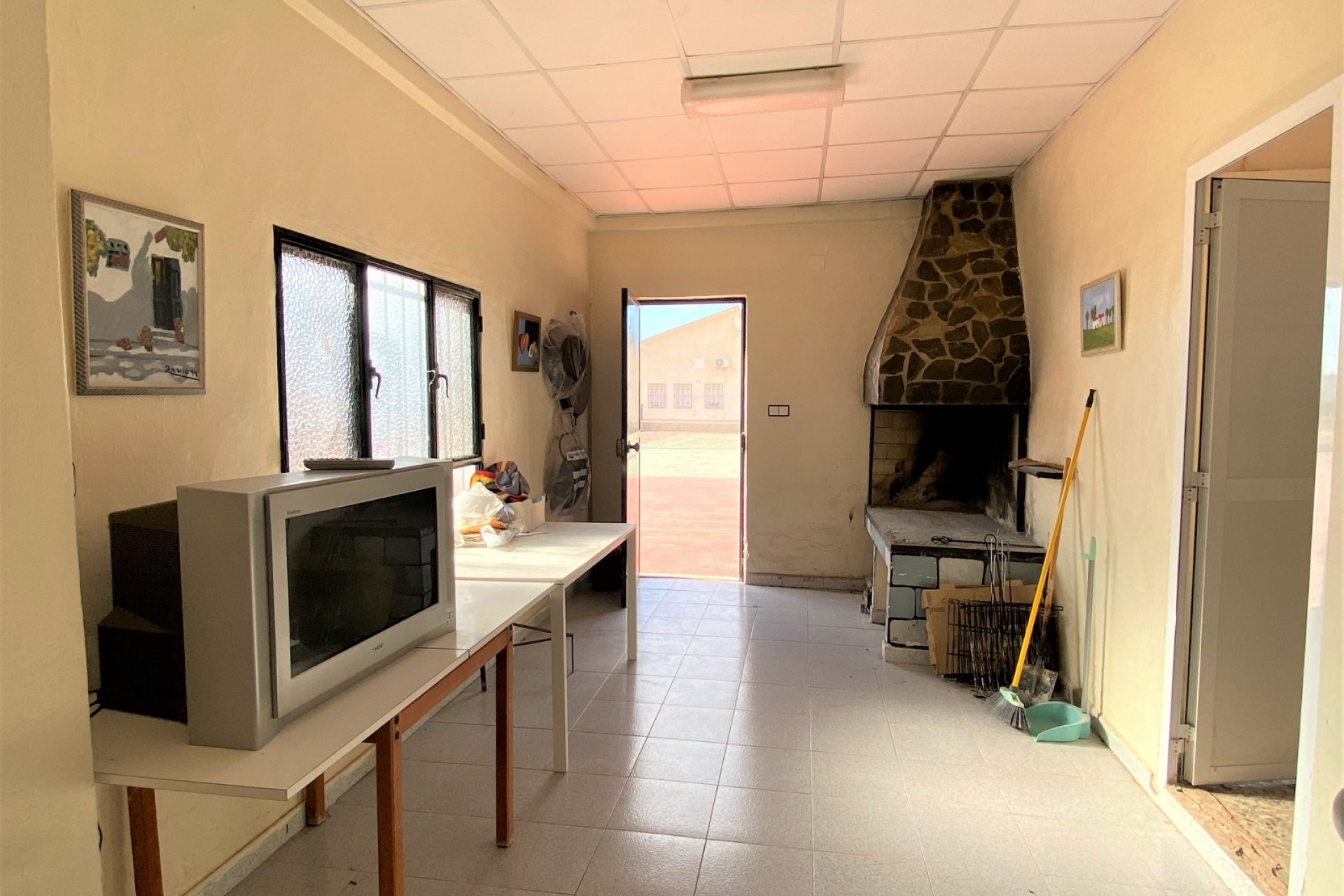 Revente - Country House -
Sax