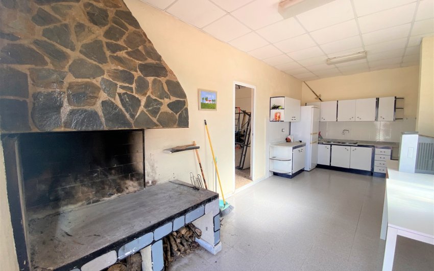 Revente - Country House -
Sax