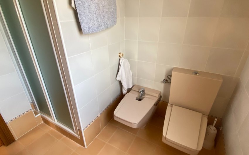 Revente - Country House -
Sax