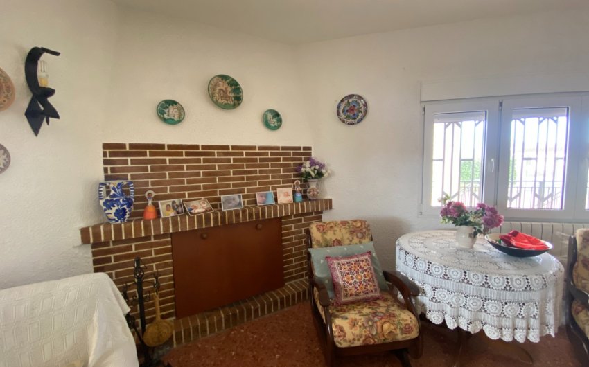 Revente - Country House -
Sax