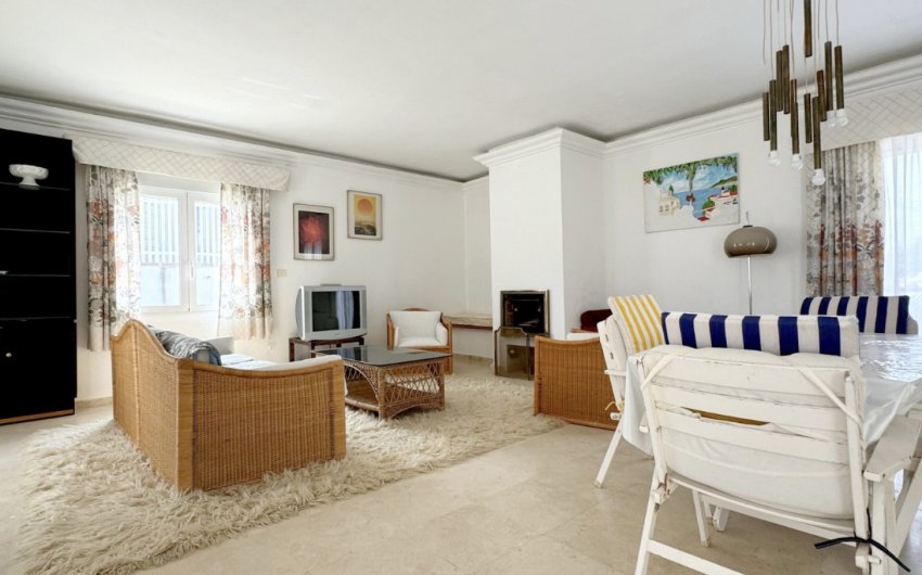 Revente - Detached Villa -
Orihuela Costa - La Zenia