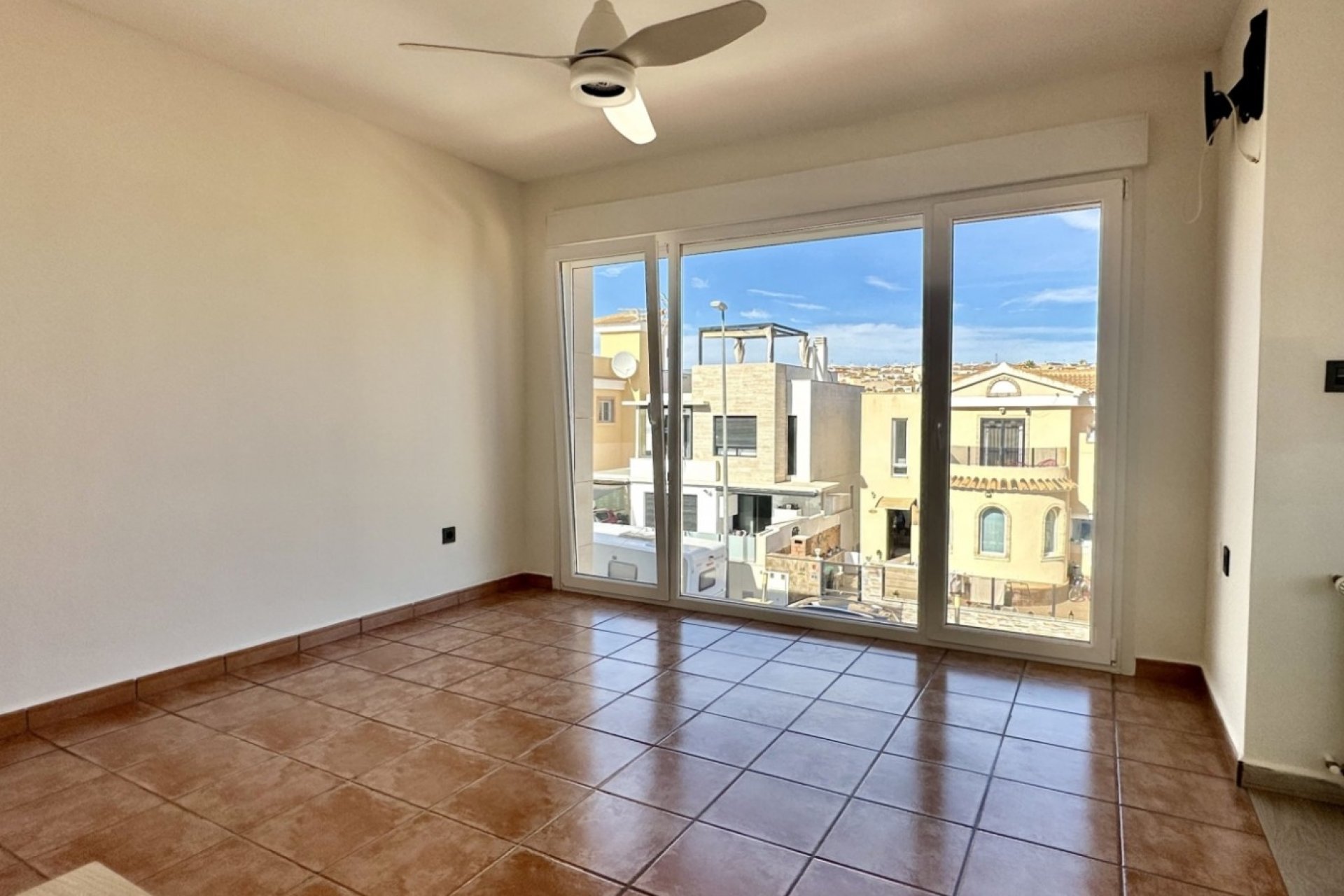 Revente - Detached Villa -
Orihuela Costa - Villamartín