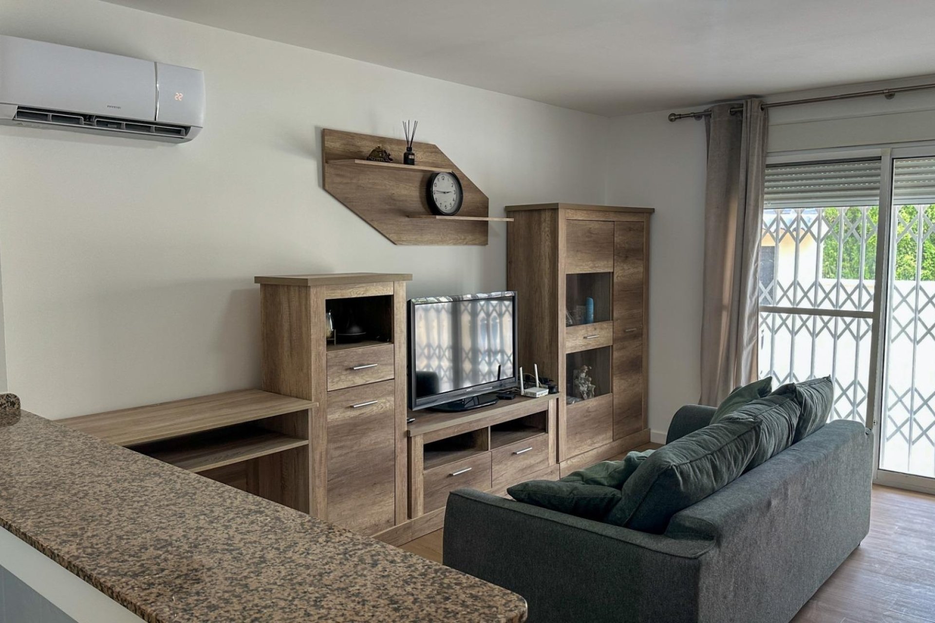 Revente - Duplex -
San Miguel de Salinas - Las Filipinas