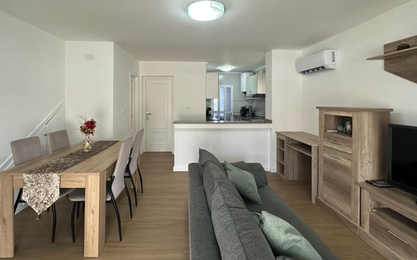 Revente - Duplex -
San Miguel de Salinas - Las Filipinas