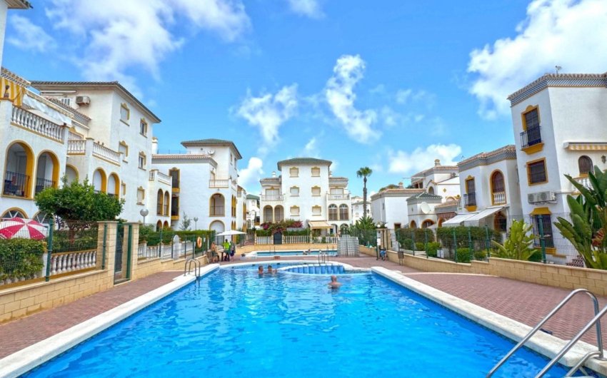 Revente - Duplex -
Torrevieja - Costa Blanca