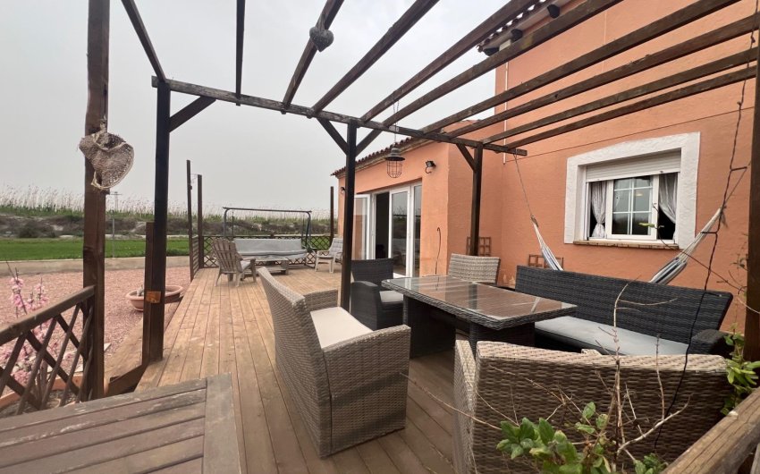 Revente - Finca -
Dolores - Comunidad Valenciana