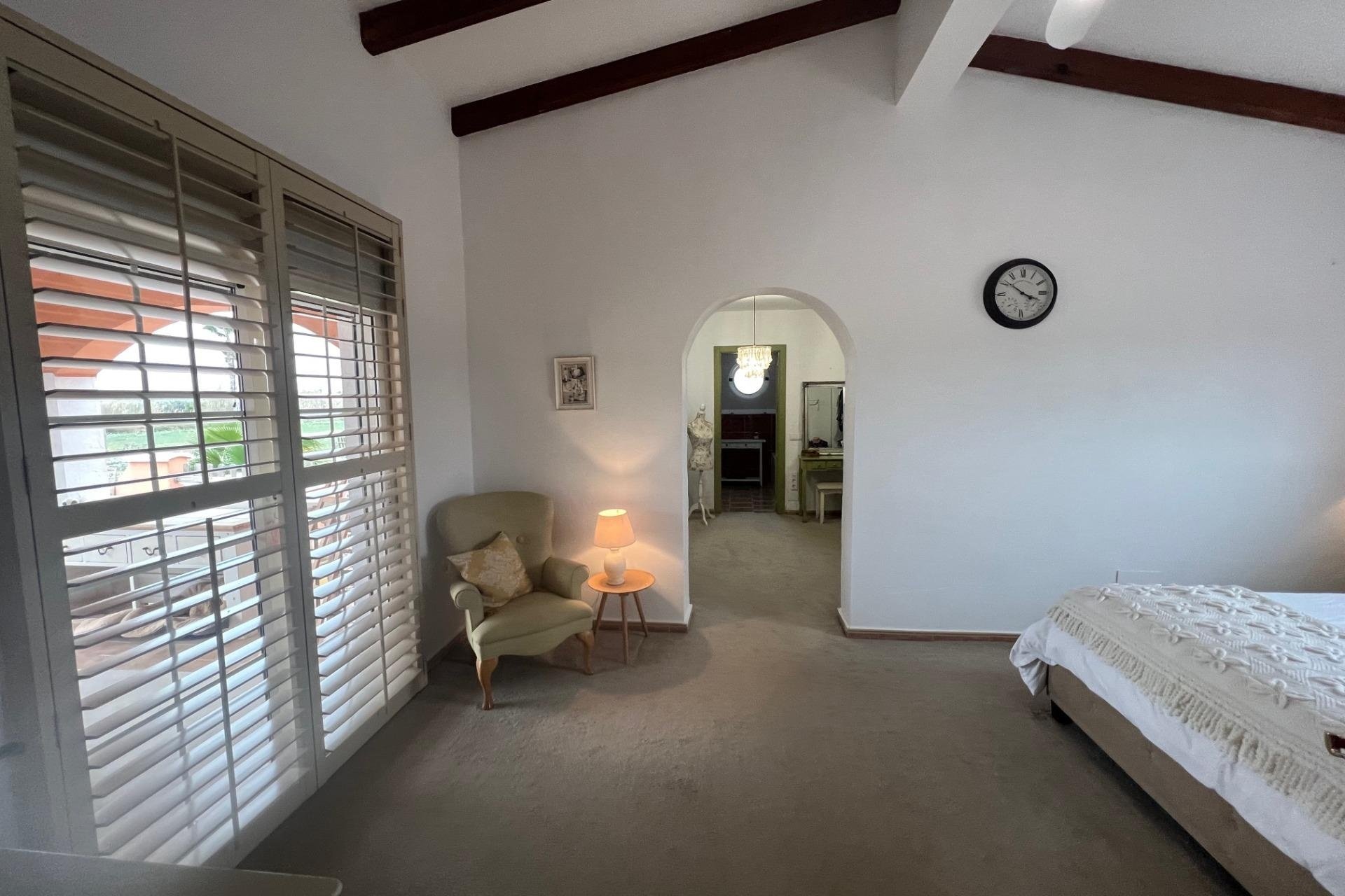 Revente - Finca -
Dolores - Comunidad Valenciana