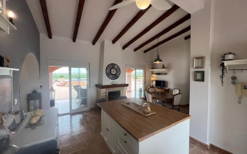 Revente - Finca -
Dolores - Comunidad Valenciana