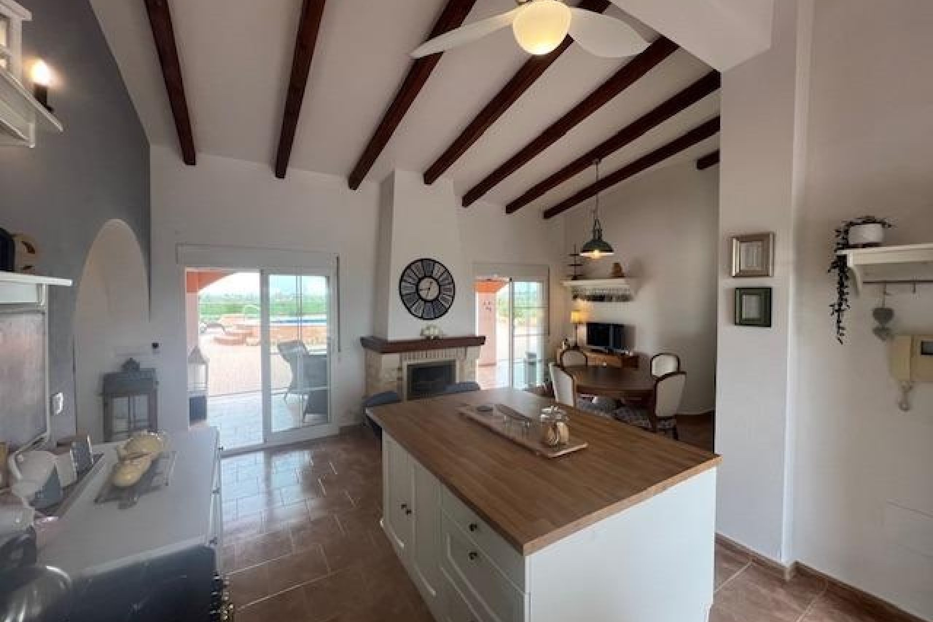 Revente - Finca -
Dolores - Comunidad Valenciana