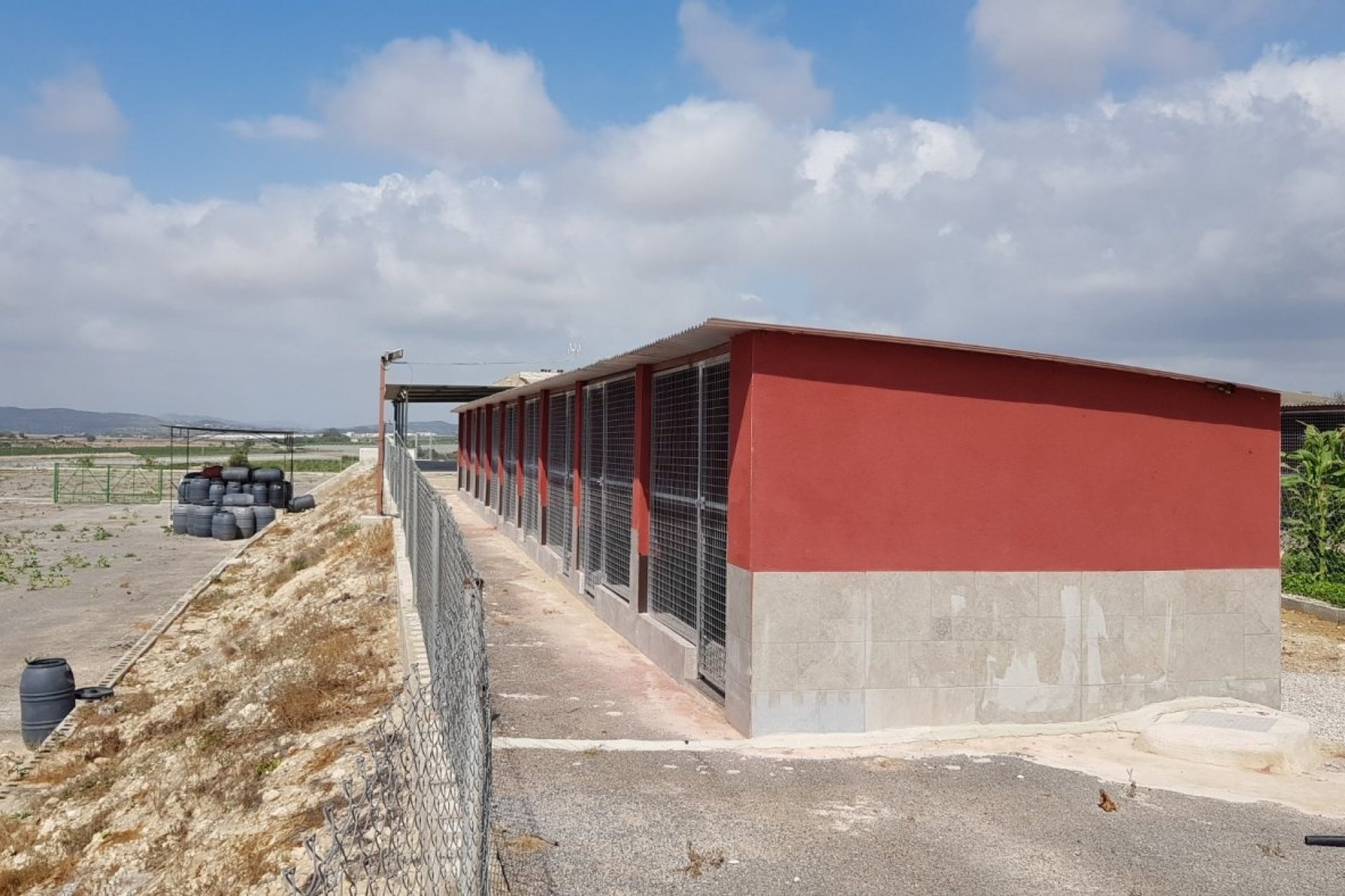 Revente - Finca -
Los Montesinos