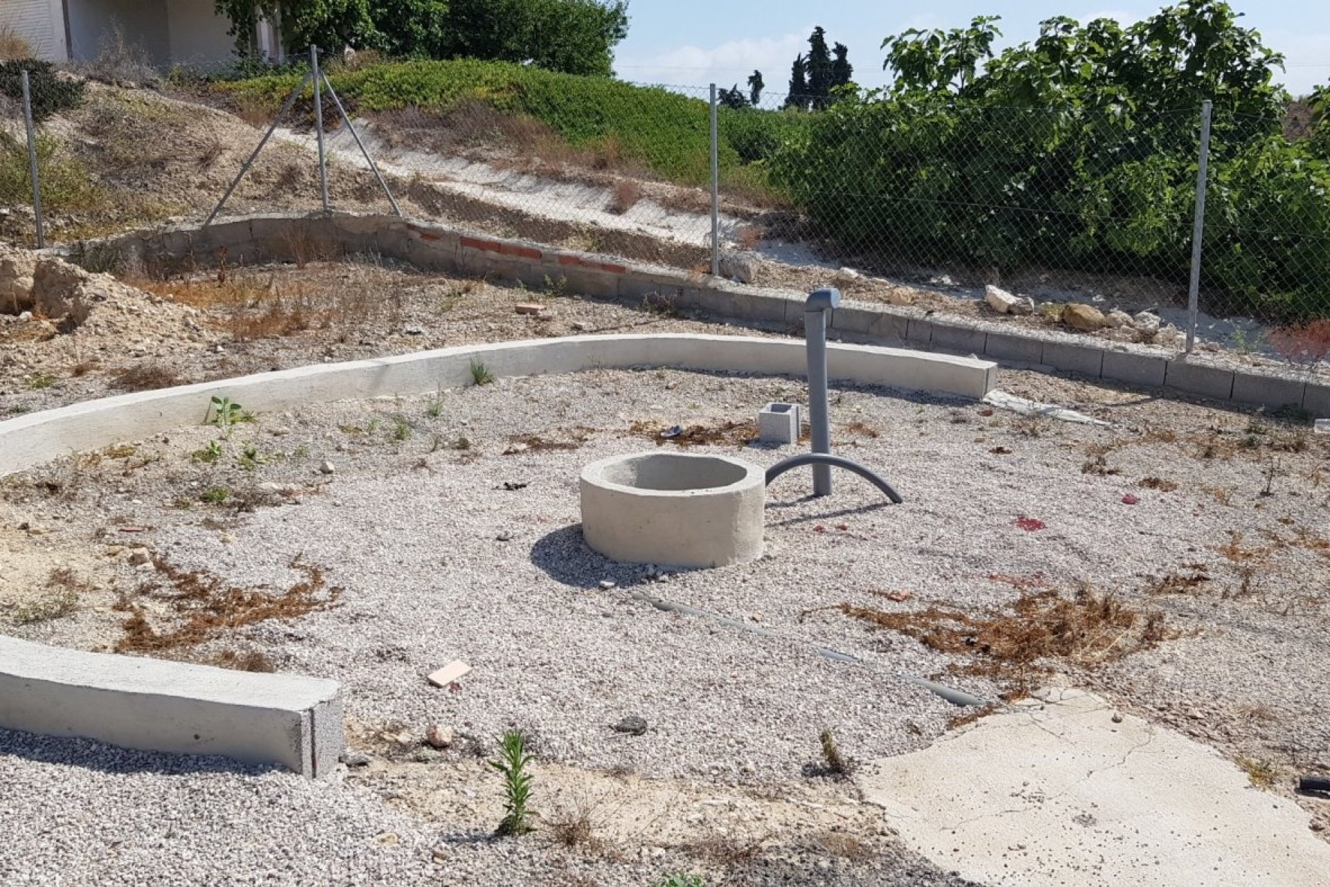 Revente - Finca -
Los Montesinos