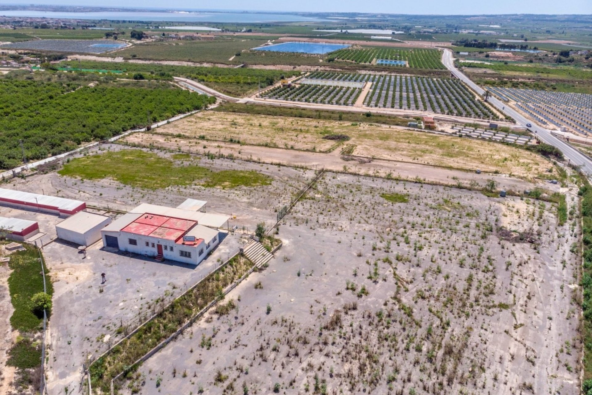 Revente - Finca -
Los Montesinos