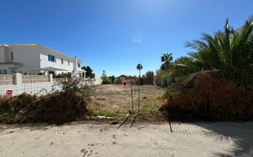 Revente - Land -
Calpe - Basetes