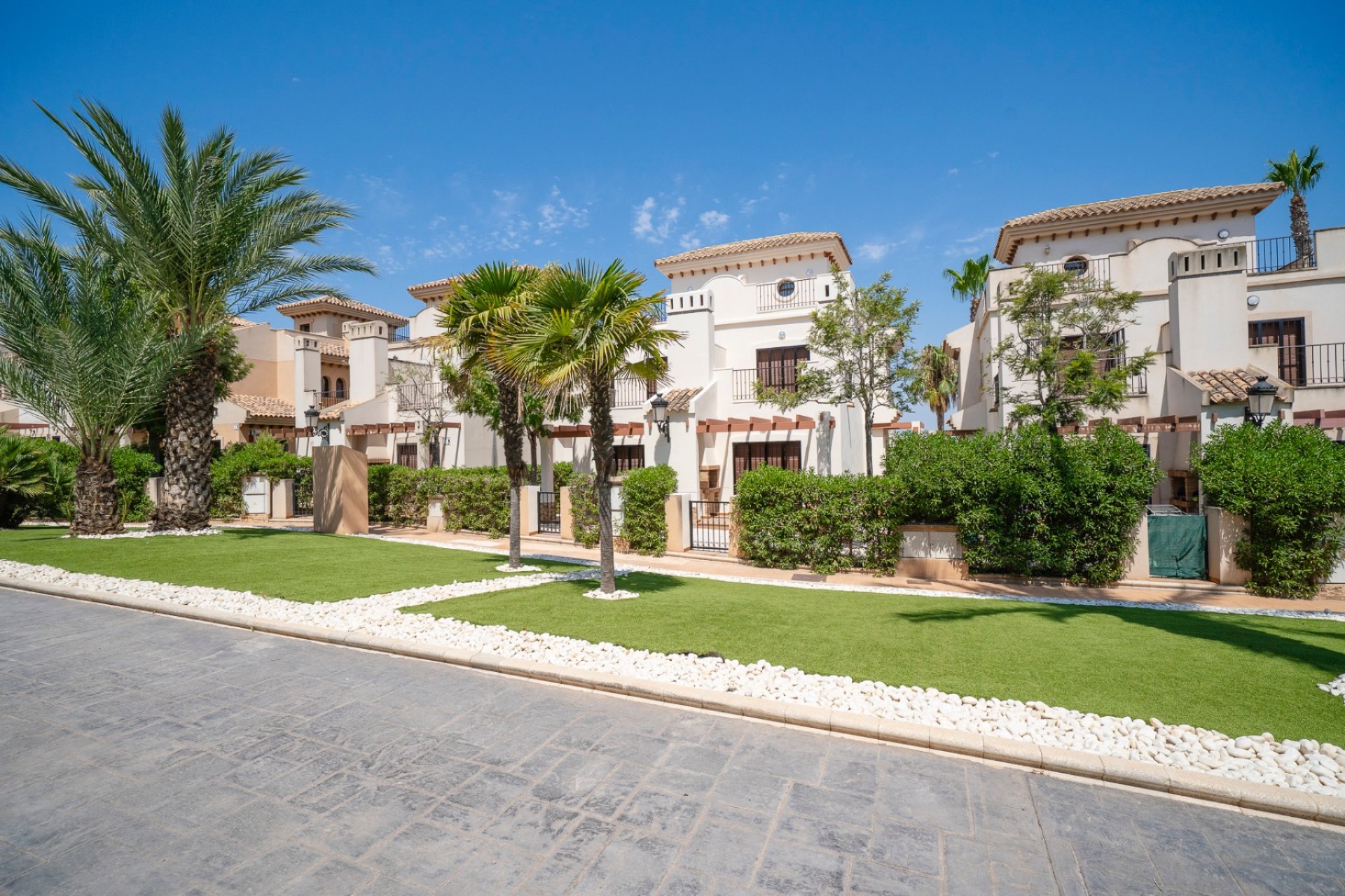 Revente - Maison de ville -
Algorfa