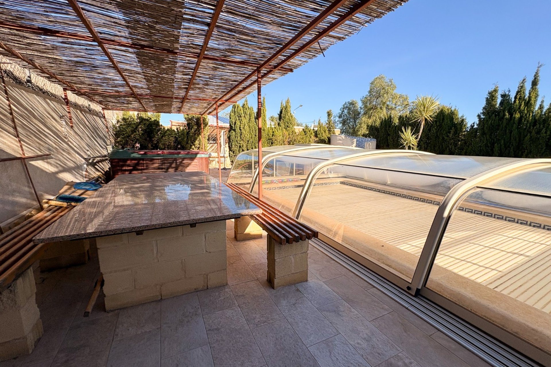 Revente - Maison de ville -
Crevillente