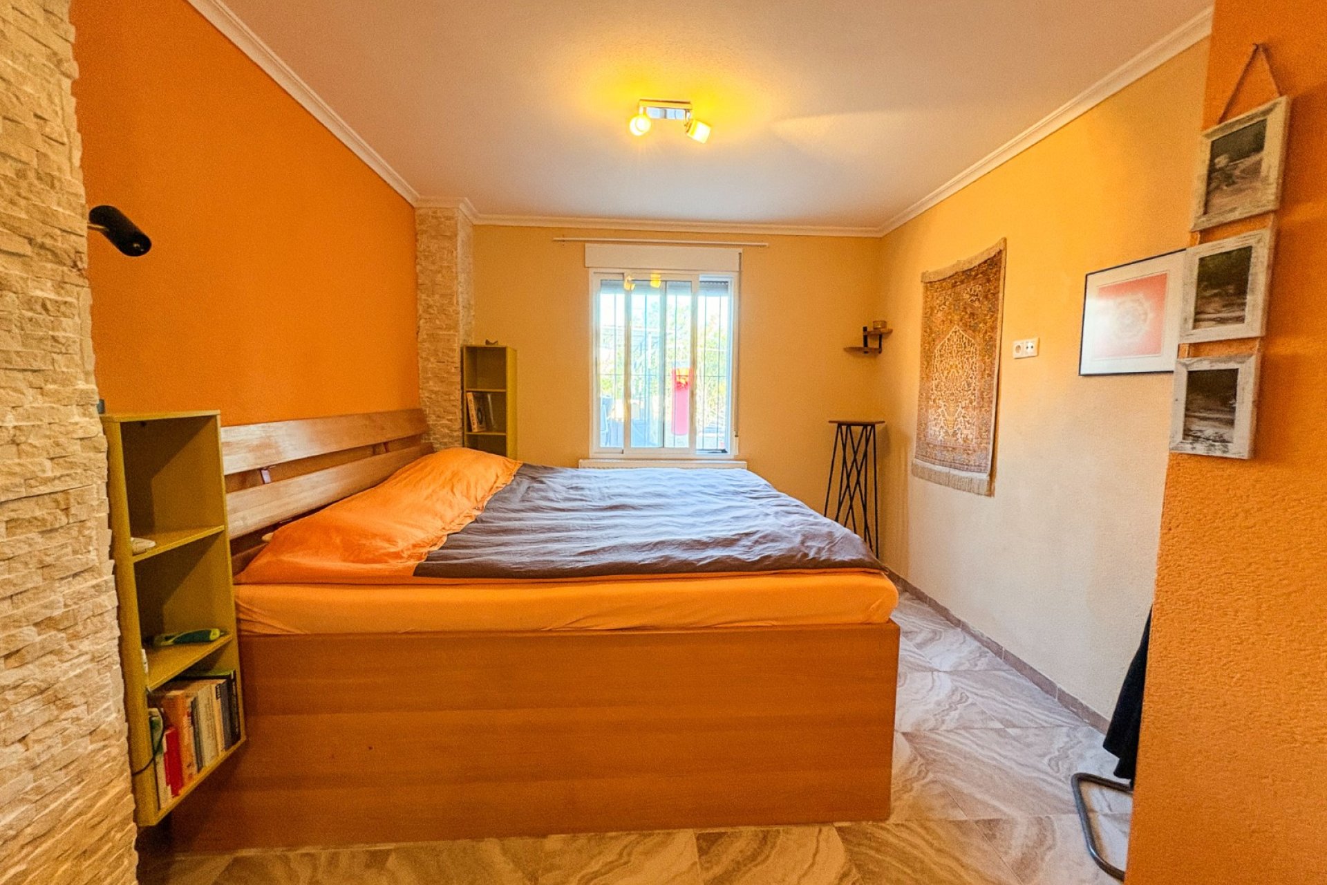 Revente - Maison de ville -
Crevillente