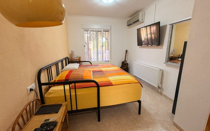 Revente - Maison de ville -
Crevillente