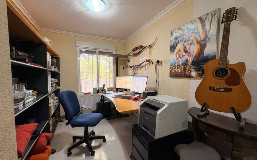 Revente - Maison de ville -
Crevillente