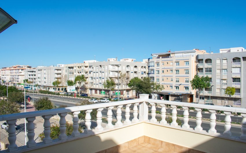 Revente - Maison de ville -
Guardamar del Segura - Urbanizaciones