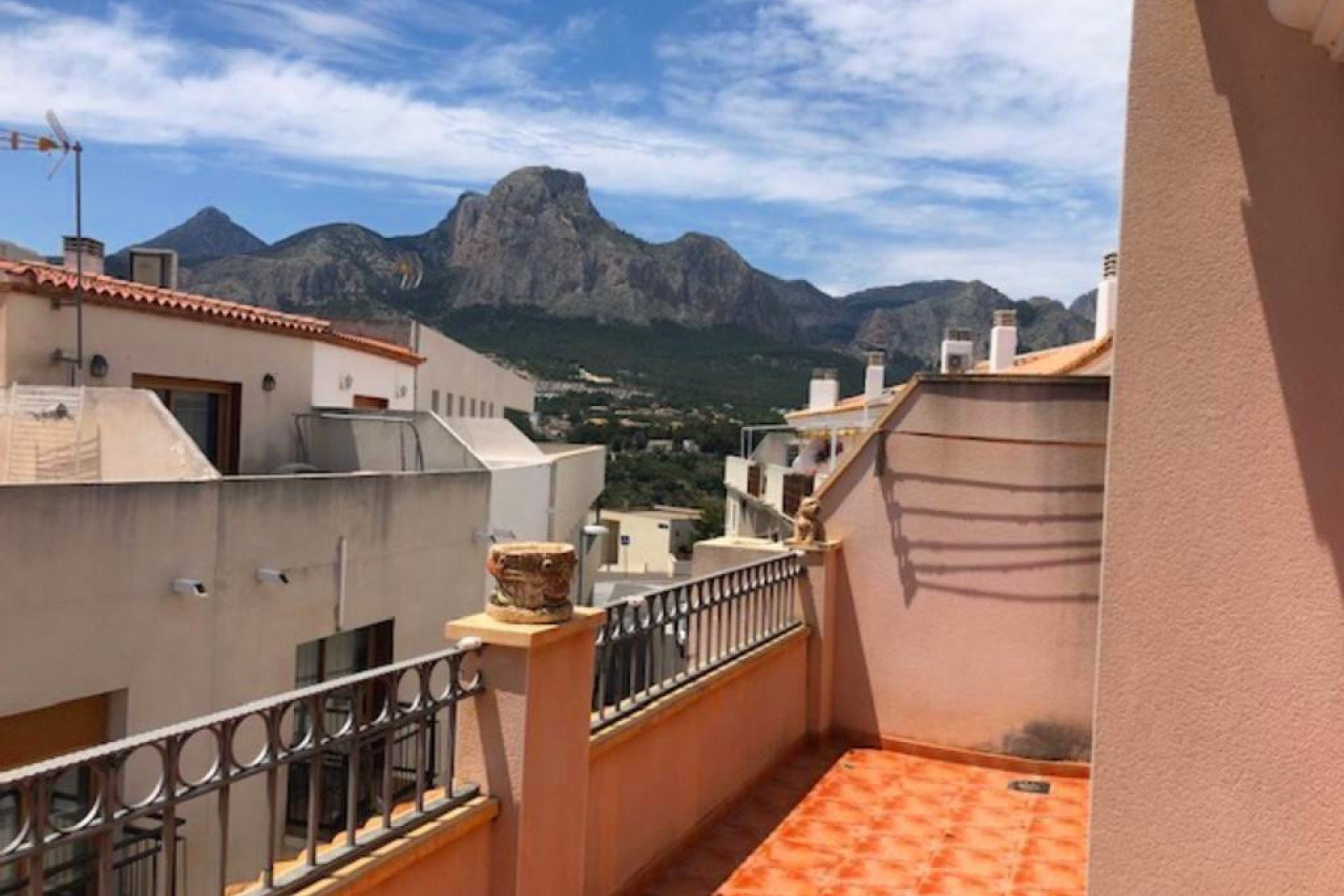 Revente - Maison de ville -
La Nucía - town