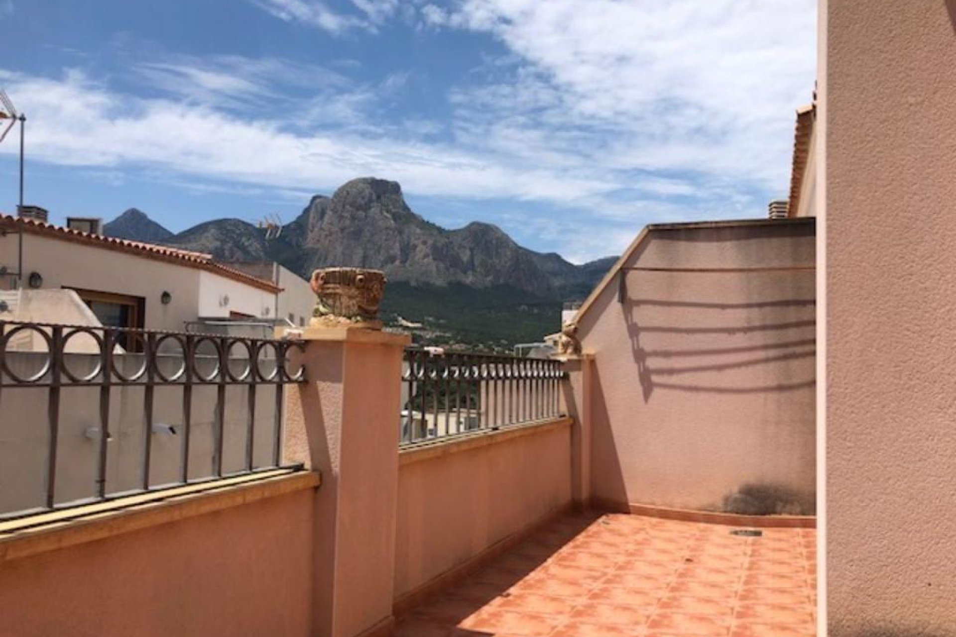 Revente - Maison de ville -
La Nucía - town