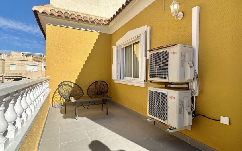 Revente - Maison de ville -
Orihuela Costa - La Florida