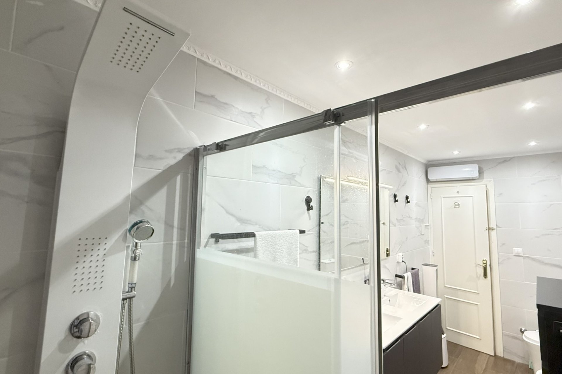 Revente - Maison de ville -
Orihuela Costa - La Zenia