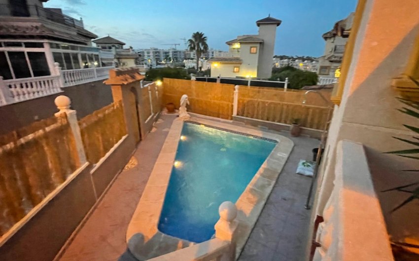 Revente - Maison de ville -
Orihuela Costa - Villamartín