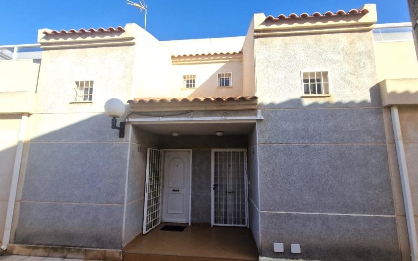 Revente - Maison de ville -
Torrevieja - Aguas Nuevas