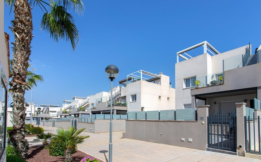 Revente - Maison de ville -
Torrevieja - Aguas Nuevas