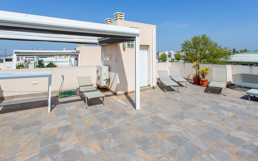 Revente - Maison de ville -
Torrevieja - Aguas Nuevas