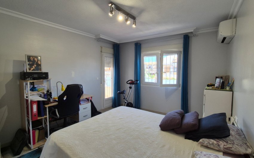 Revente - Maison de ville -
Torrevieja - Costa Blanca Sur