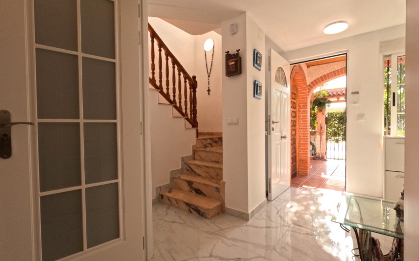 Revente - Maison de ville -
Torrevieja - El Acequión - Los Náufragos