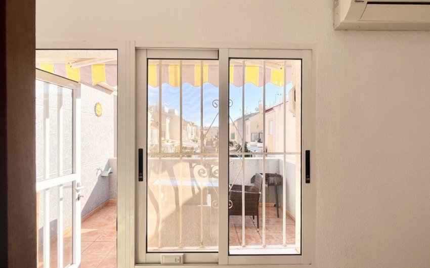 Revente - Maison de ville -
Torrevieja - La Siesta - El Salado -  Torreta